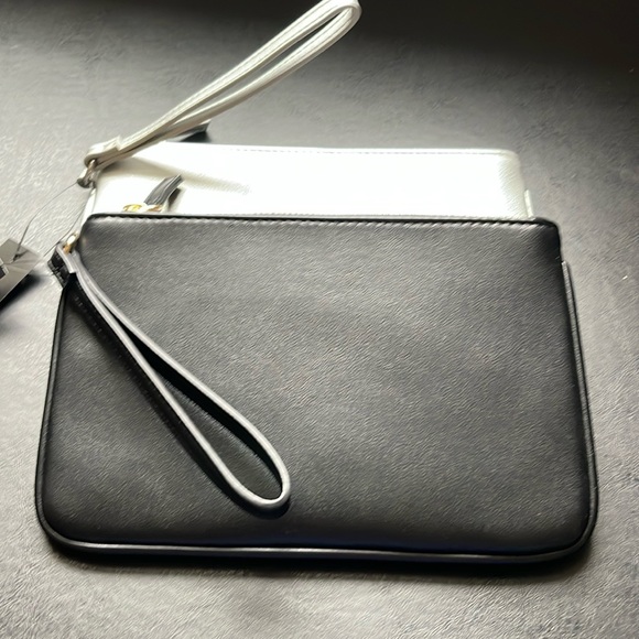 Express evening pouches NWT - Picture 1 of 2